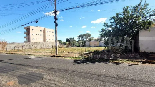 Lote/Terreno à venda, 480m² no Jardim Brasília, Uberlândia