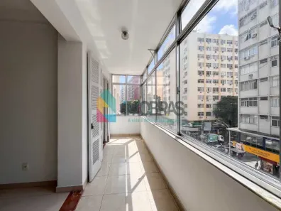 Apartamento com 3 Quartos para alugar, 130m² no Copacabana, Rio de Janeiro