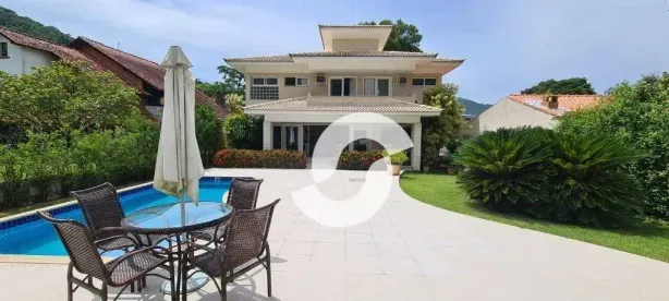 Casa de Condomínio com 4 Quartos à venda, 310m² no Itaipu, Niterói