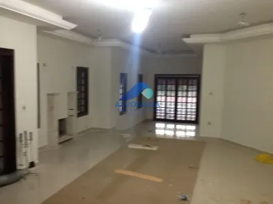 Sobrado com 3 Quartos à venda, 350m² no Urbanova, São José dos Campos