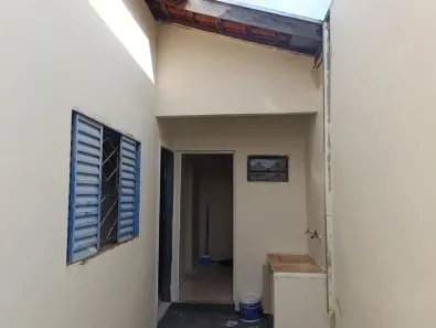 Casa com 2 Quartos para alugar, 75m² no Jardim Santo Antônio, São José do Rio Preto