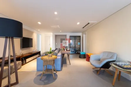 Apartamento com 3 Quartos à venda, 156m² no Jardim das Acácias, São Paulo