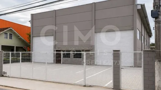 Galpão/Depósito/Armazém para alugar, 574m² no Rio Caveiras, Biguaçu