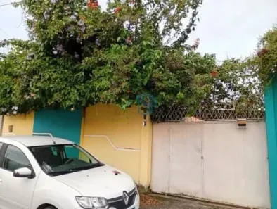 Casa com 3 Quartos à venda, 300m² no Pitimbu, Natal