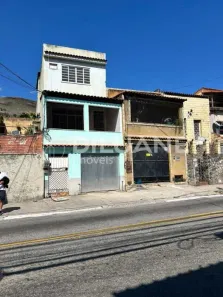 Casa com 4 Quartos à venda, 200m² no Engenhoca, Niterói