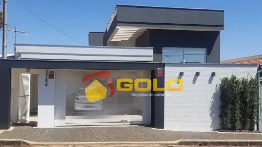 Casa com 3 Quartos à venda, 300m² no Custódio Pereira, Uberlândia