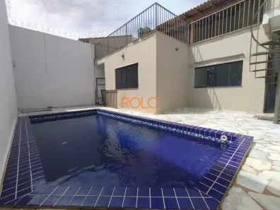 Casa com 5 Quartos para alugar, 250m² no Vigilato Pereira, Uberlândia