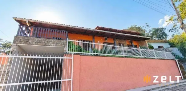 Casa com 5 Quartos à venda, 241m² no Fortaleza Alta, Blumenau