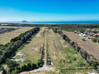 Lote/Terreno à venda, 375m² no Ingleses do Rio Vermelho, Florianópolis