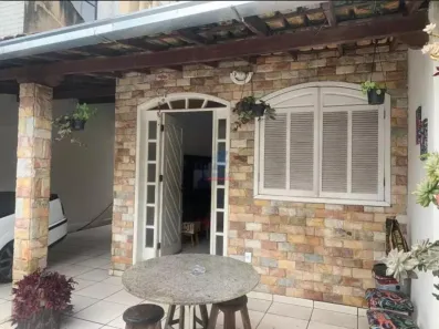 Casa com 3 Quartos à venda, 150m² no Jardim Riacho das Pedras, Contagem