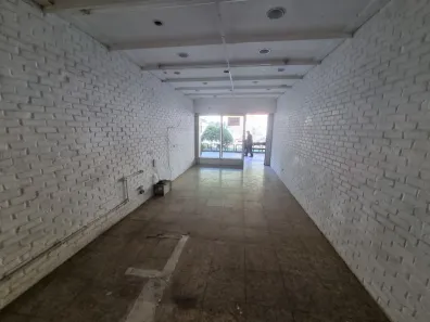 Ponto Comercial para alugar, 29m² no Itaipava, Petrópolis