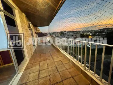 Apartamento com 3 Quartos à venda, 218m² no Jardim Carioca, Rio de Janeiro