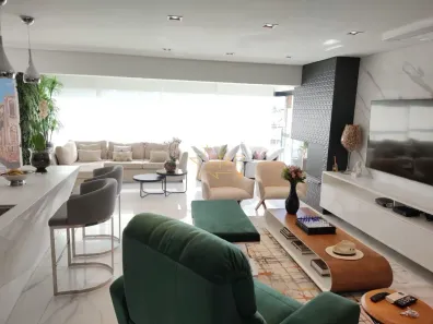 Apartamento com 3 Quartos para alugar, 189m² no Jardim das Acácias, São Paulo