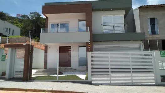 Casa com 3 Quartos à venda, 262m² no São Sebastião, Palhoça