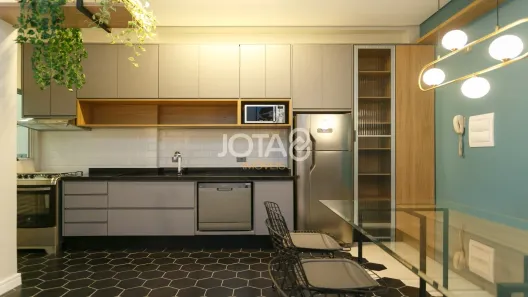 Apartamento com 2 Quartos à venda, 92m² no Centro, Curitiba