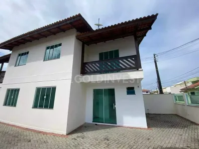 Casa com 2 Quartos para alugar, 60m² no Santa Terezinha, Brusque
