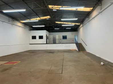 Galpão/Depósito/Armazém para alugar, 348m² no Residencial e Comercial Palmares, Ribeirão Preto