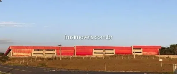 Galpão/Depósito/Armazém para alugar, 1700m² no Vila Jardini, Sorocaba