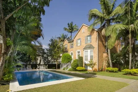 Casa de Condomínio com 4 Quartos à venda, 220m² no Brooklin Paulista, São Paulo