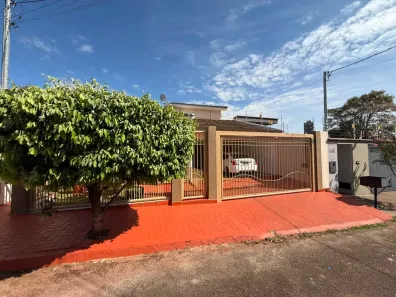 Casa com 3 Quartos à venda, 161m² no Parque dos Jatobás, Rio Verde