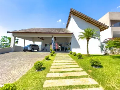 Casa de Condomínio com 3 Quartos à venda, 390m² no Jardim do Golf I, Jandira