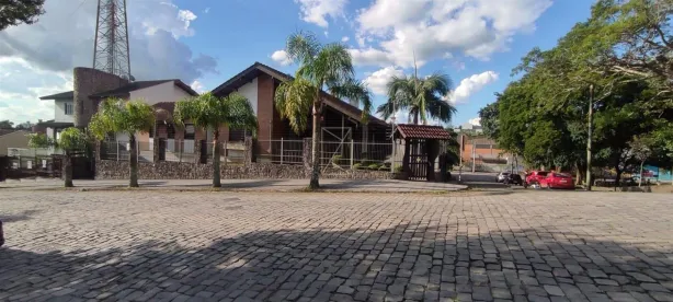 Casa com 3 Quartos à venda, 435m² no Petrópolis, Caxias do Sul