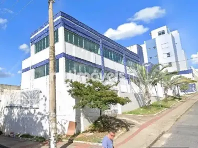 Prédio Comercial à venda, 877m² no Santa Efigênia, Belo Horizonte