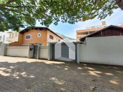 Imóvel Comercial com 4 Quartos para alugar, 672m² no Centro, Poços de Caldas