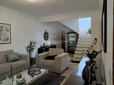 Sobrado com 3 Quartos à venda, 240m² no Campestre, Santo André
