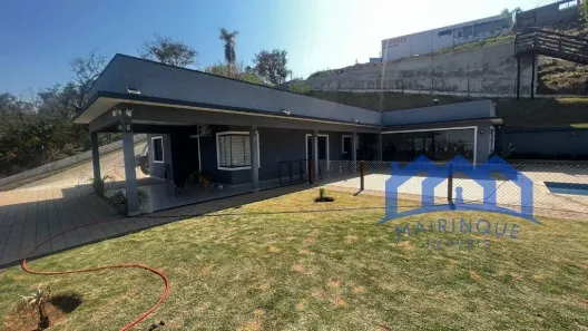 Fazenda/Sítio com 3 Quartos à venda, 1800m² no , Mairinque