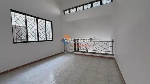 Sobrado com 2 Quartos à venda, 140m² no Maracanã, Praia Grande