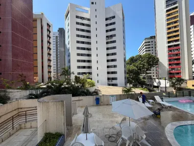 Apartamento com 3 Quartos para alugar, 90m² no Casa Amarela, Recife