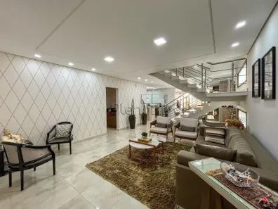 Casa com 3 Quartos à venda, 200m² no Centro, Balneário Camboriú