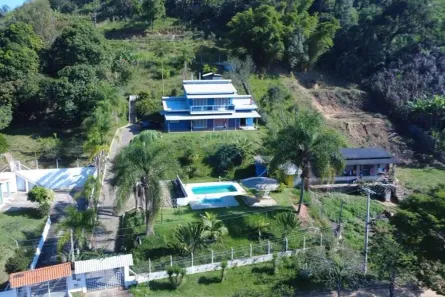Fazenda/Sítio com 4 Quartos à venda, 1900m² no Quintas de Pirapora II, Salto de Pirapora