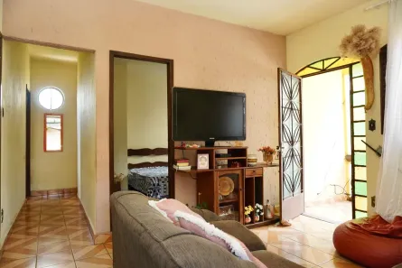 Casa com 8 Quartos à venda, 200m² no Aparecida, Belo Horizonte
