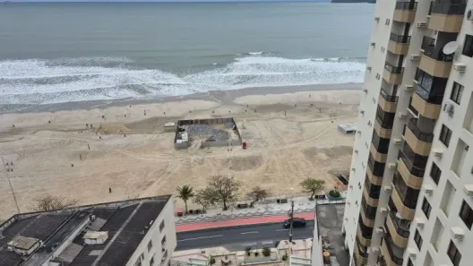 Apartamento com 4 Quartos para alugar, 150m² no Centro, Balneário Camboriú