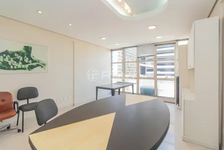 Sala Comercial à venda, 35m² no Centro Histórico, Porto Alegre