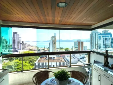 Apartamento com 3 Quartos à venda, 130m² no Estreito, Florianópolis