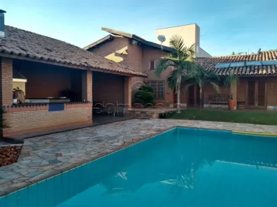 Casa com 3 Quartos à venda, 400m² no Jardim Redentor, Guapiaçu