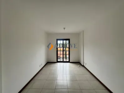 Apartamento com 1 Quarto para alugar, 51m² no Itaipava, Petrópolis