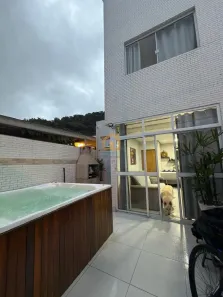 Sobrado com 3 Quartos à venda, 240m² no Marapé, Santos