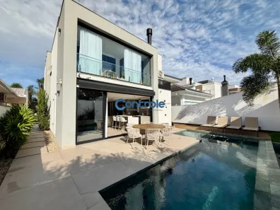 Casa com 4 Quartos à venda, 360m² no Pedra Branca, Palhoça