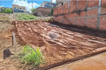 Lote/Terreno à venda, 250m² no Centro, Jaciara
