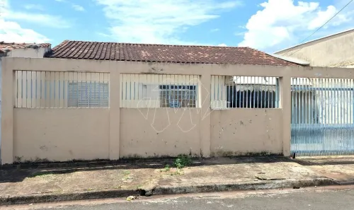 Casa com 2 Quartos à venda, 128m² no Jardim Cruzeiro do Sul I e II, Araraquara