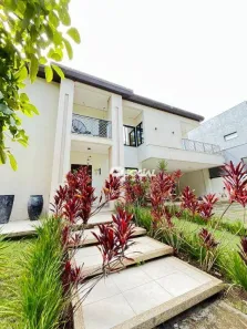 Casa de Condomínio com 4 Quartos para alugar, 480m² no Triângulo, Porto Velho