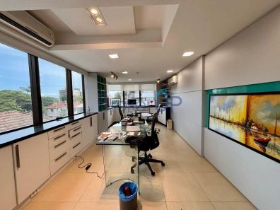 Sala Comercial à venda, 45m² no Petrópolis, Porto Alegre