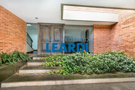 Casa com 4 Quartos para alugar, 825m² no Morumbi, São Paulo