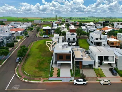 Casa de Condomínio com 3 Quartos à venda, 209m² no Gleba Simon Frazer, Londrina