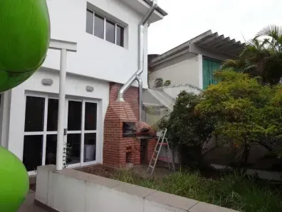 Casa com 4 Quartos à venda, 270m² no Sumaré, São Paulo
