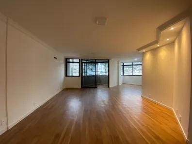Apartamento com 3 Quartos à venda, 156m² no Centro, Florianópolis